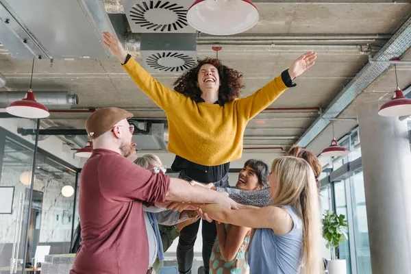 Vertrauensübung im Büro